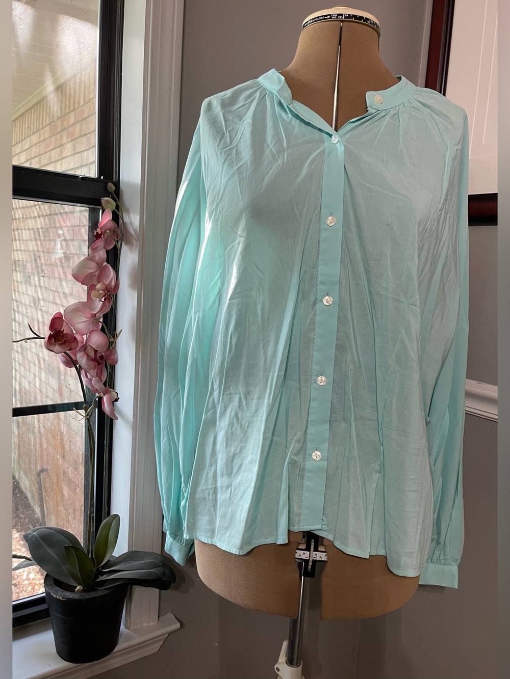 LOFT Mint Button-Front Blouse